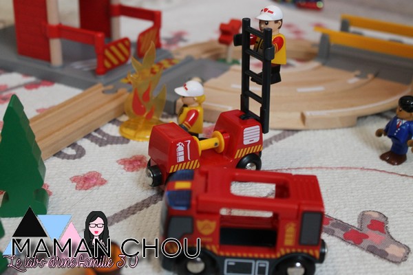 brio-circuit-des-pompiers-41