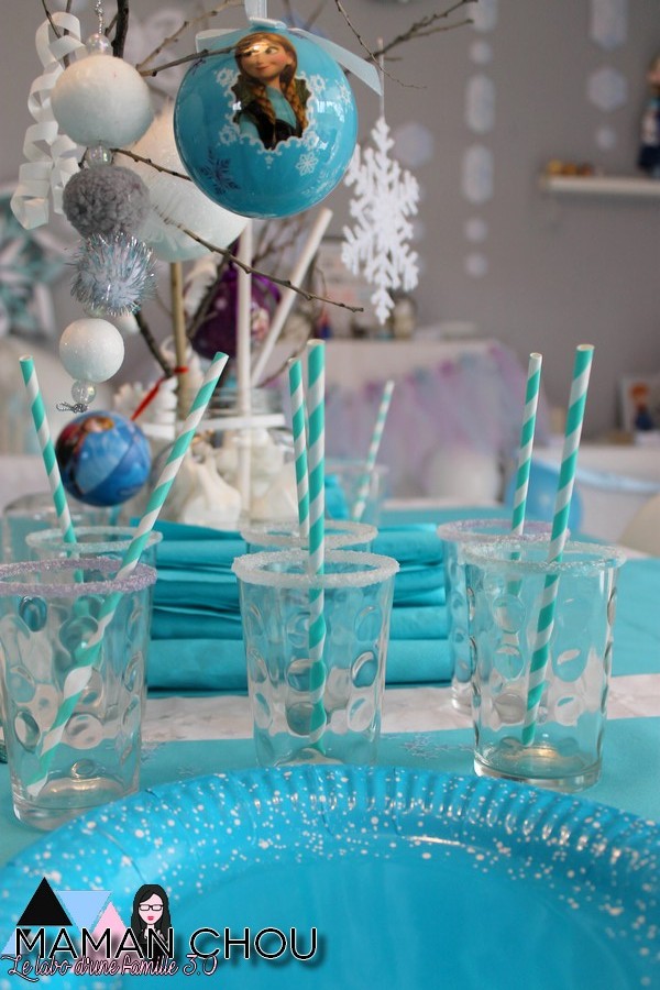 sweet-table-anniversaire-reine-des-neiges-5