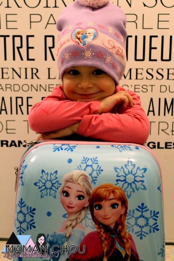 valise-enfant-reine-des-neiges-18